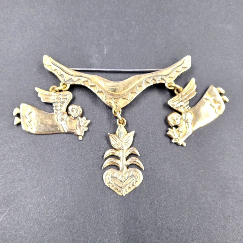 Jeep Collins Dangle Angels Brooch